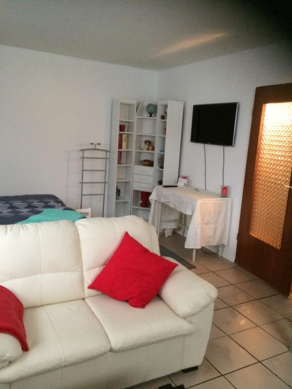 Basement Links 108A 1 Zimmer Apartment Holzminden Esterno foto